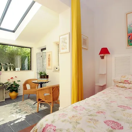 Bed & Breakfast Les Jardins De 5*
