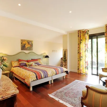 Bed & Breakfast Les Jardins De 5*
